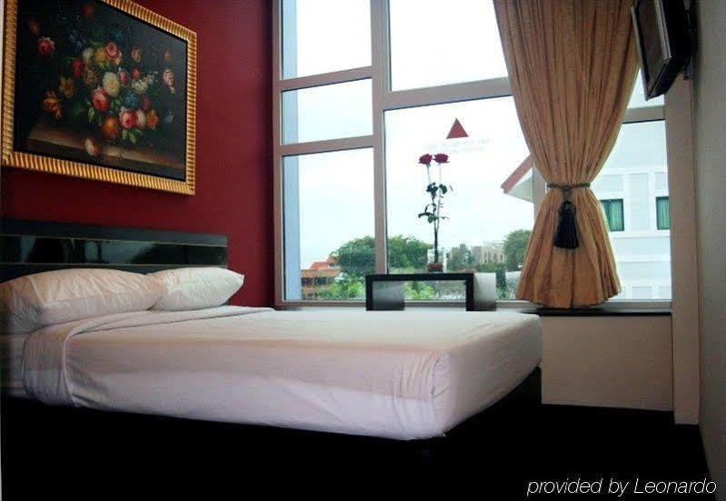 Hotel 81 Kovan Singapore Buitenkant foto