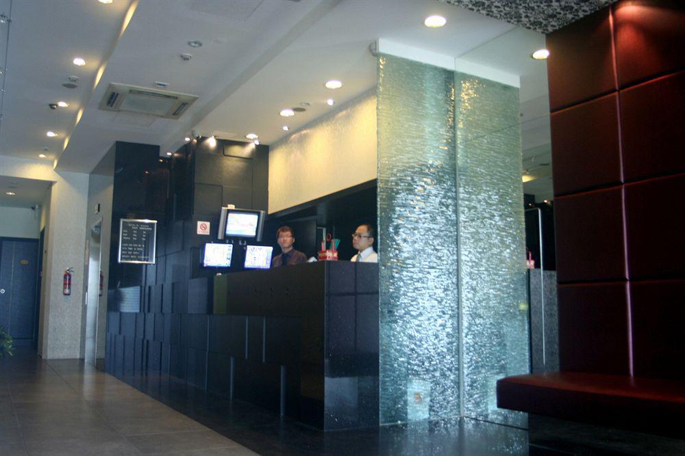 Hotel 81 Kovan Singapore Buitenkant foto